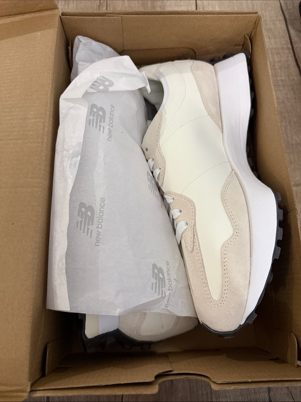 New Balance Seasalt Pink/Salt 327 women size 10.5 men size 12